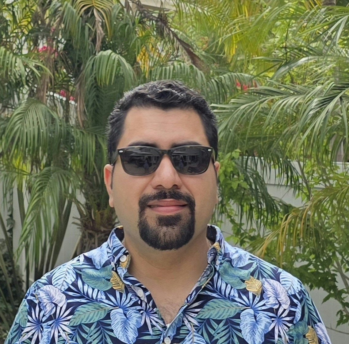 Go to Omid Pez's profile