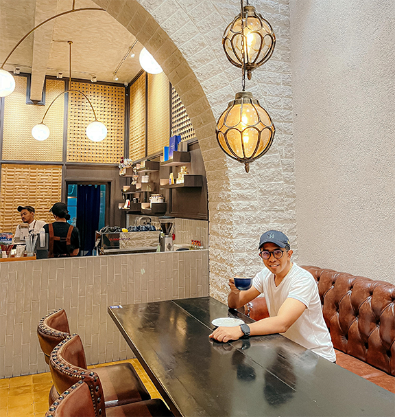 Go to Ridho Jr.'s profile