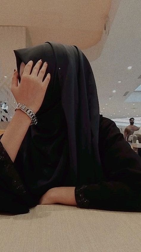 Go to Gul Fatima's profile