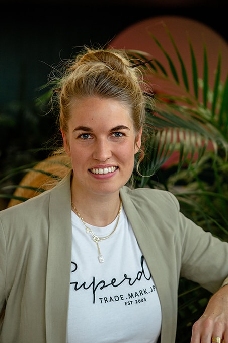 Go to Rebekka Storm's profile