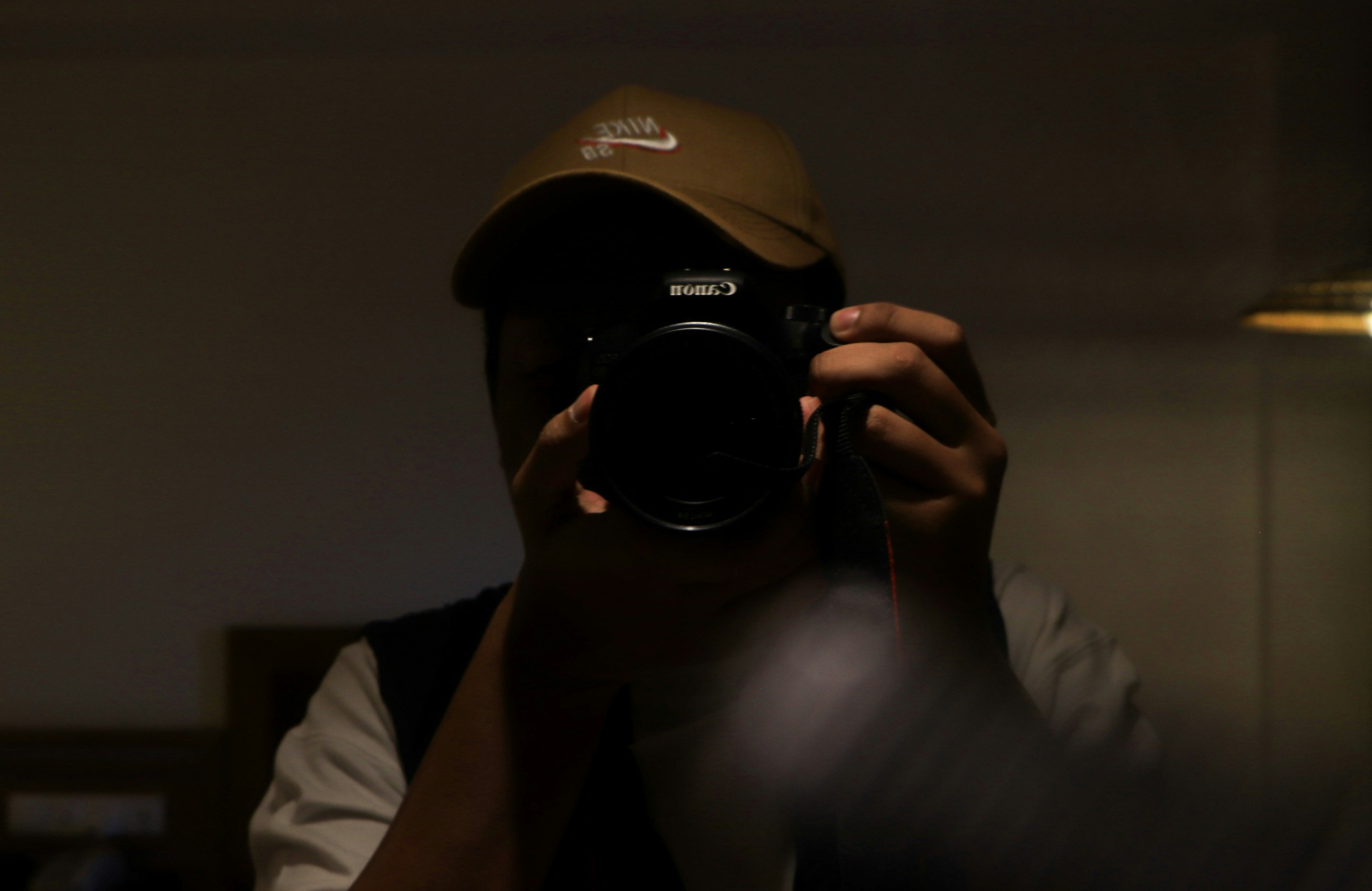 Ve al perfil de Thein Than Zaw