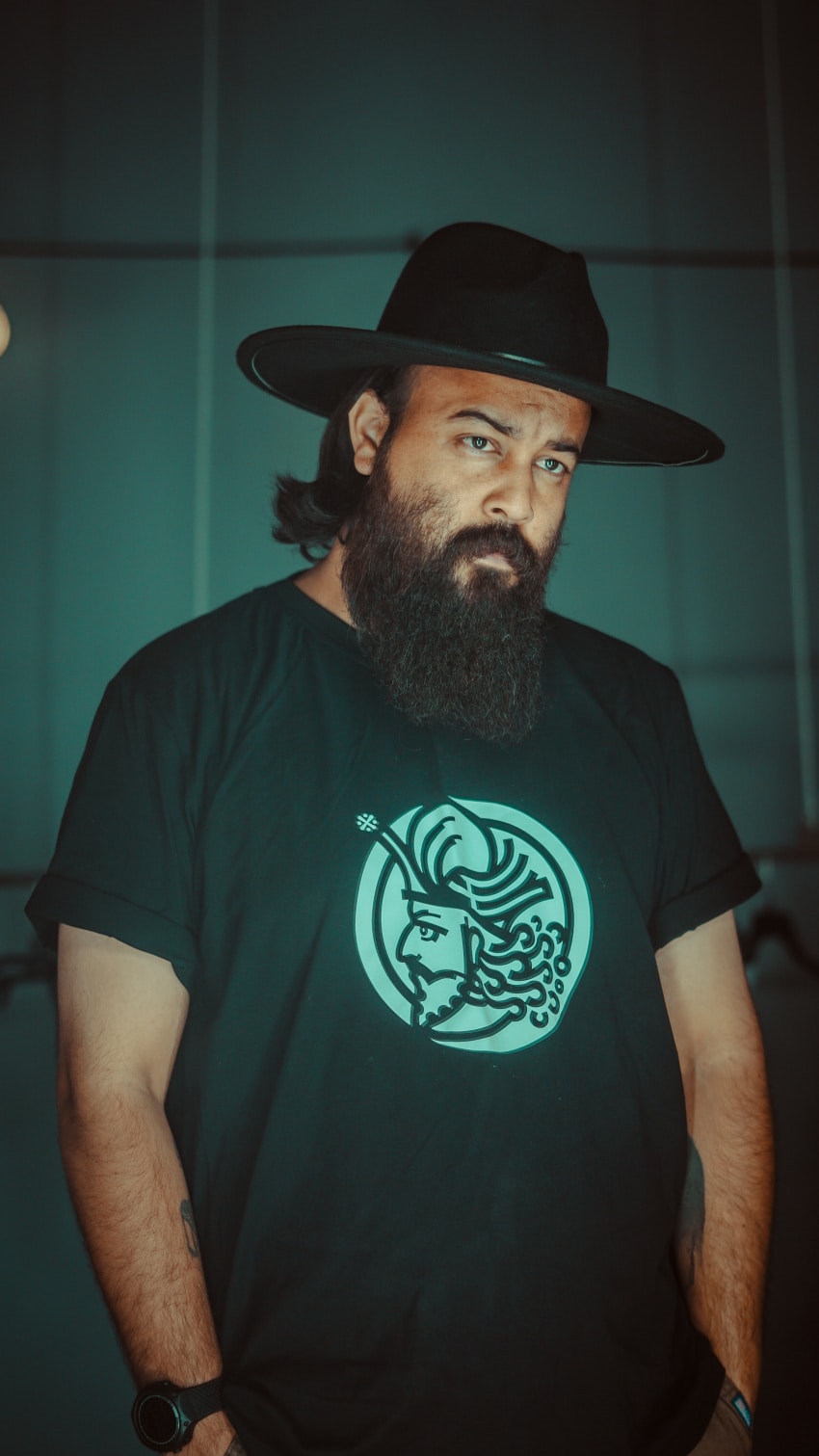 Go to mehdi pezhvak's profile