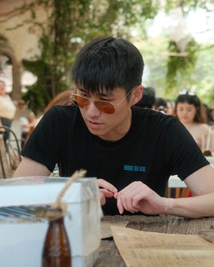 Avatar of user Shang-Lin Lee