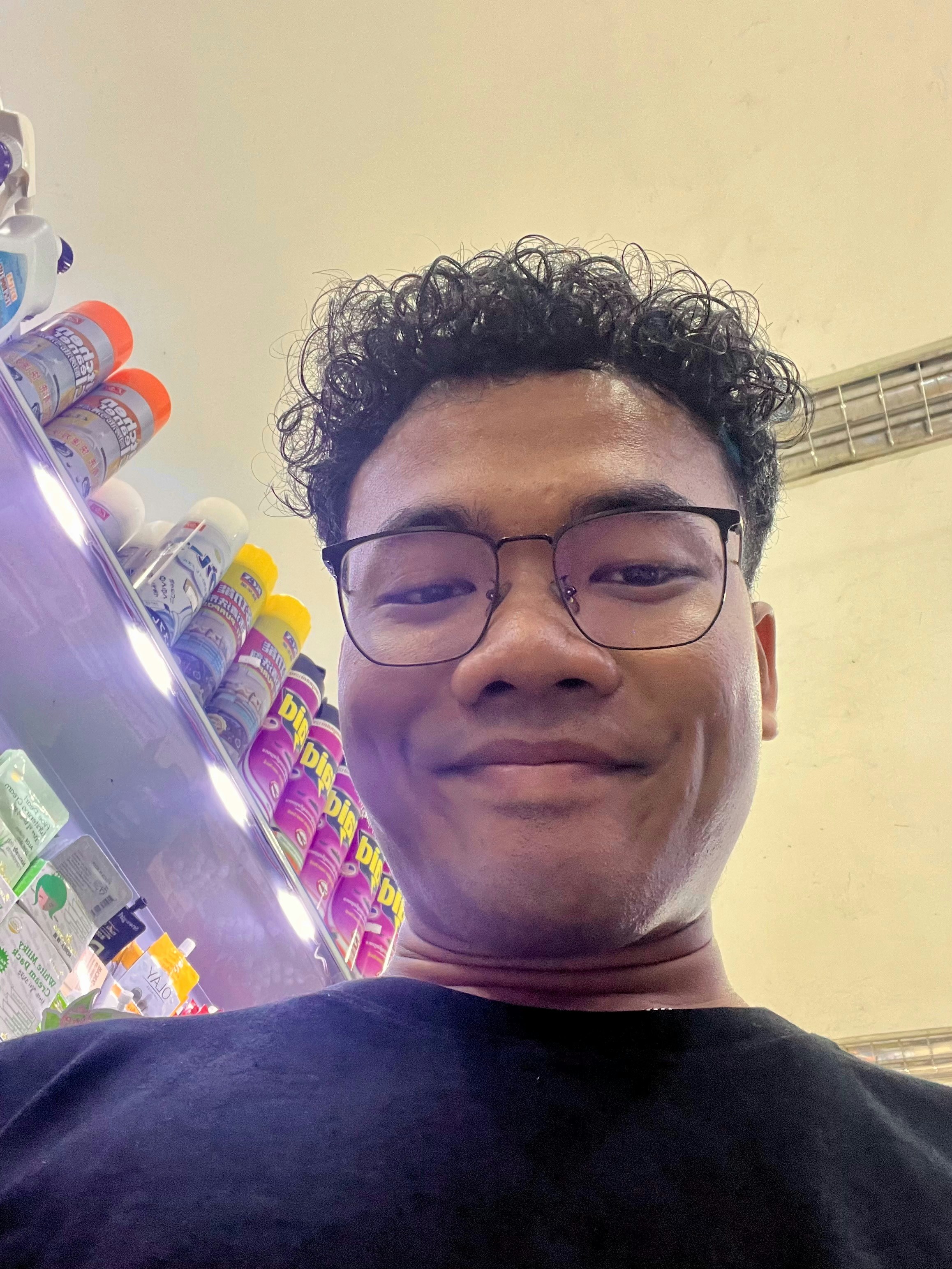 Ir para o perfil de Heang Tong