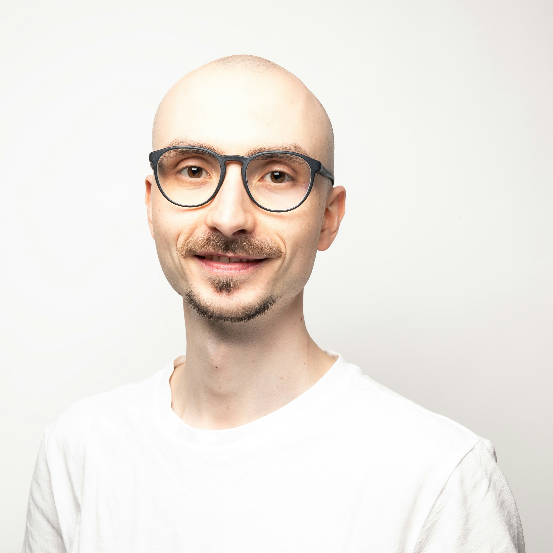 Zum Profil von Alex Muzenhardt