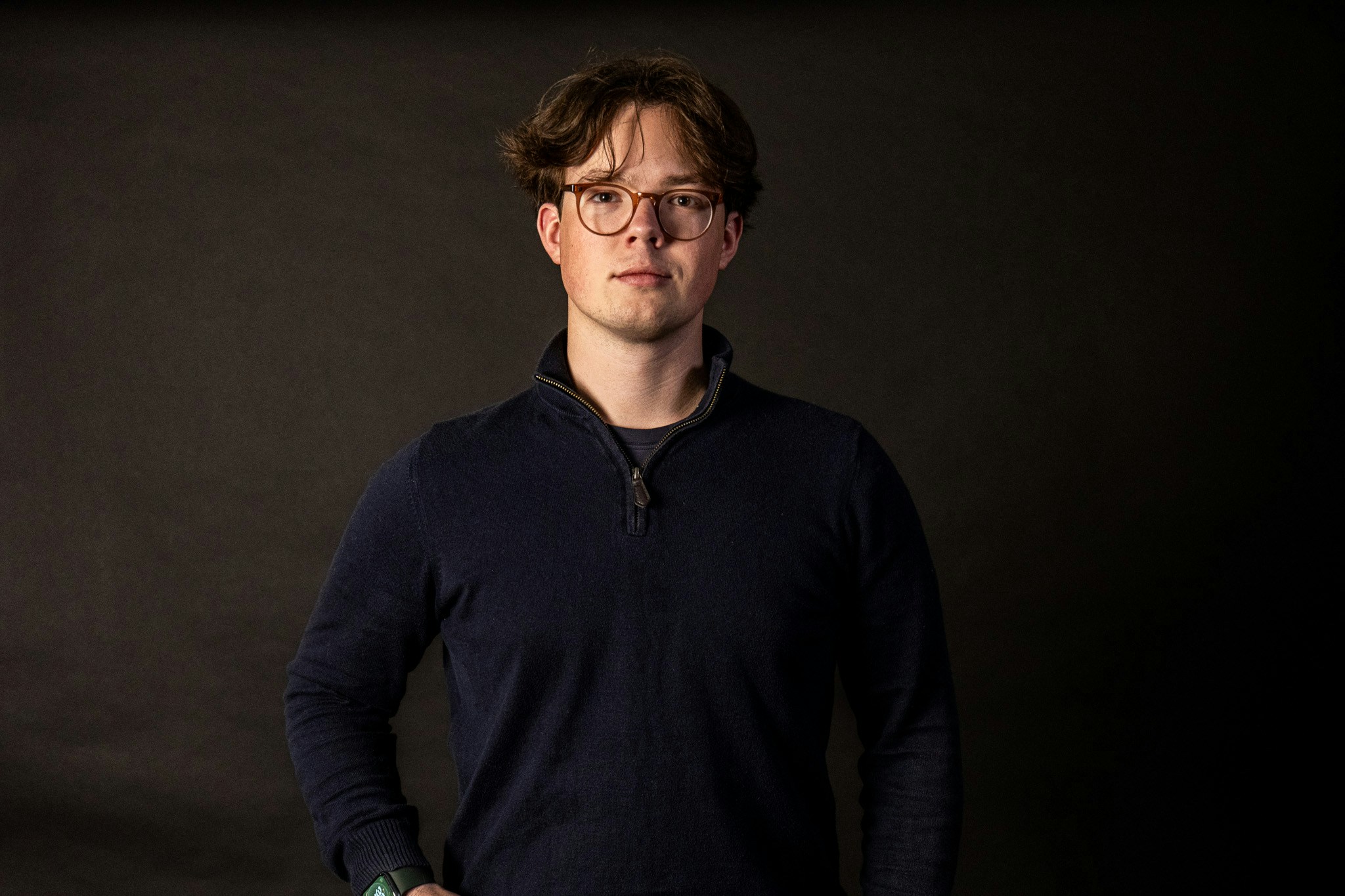 Henry Lloydのプロフィールを見る