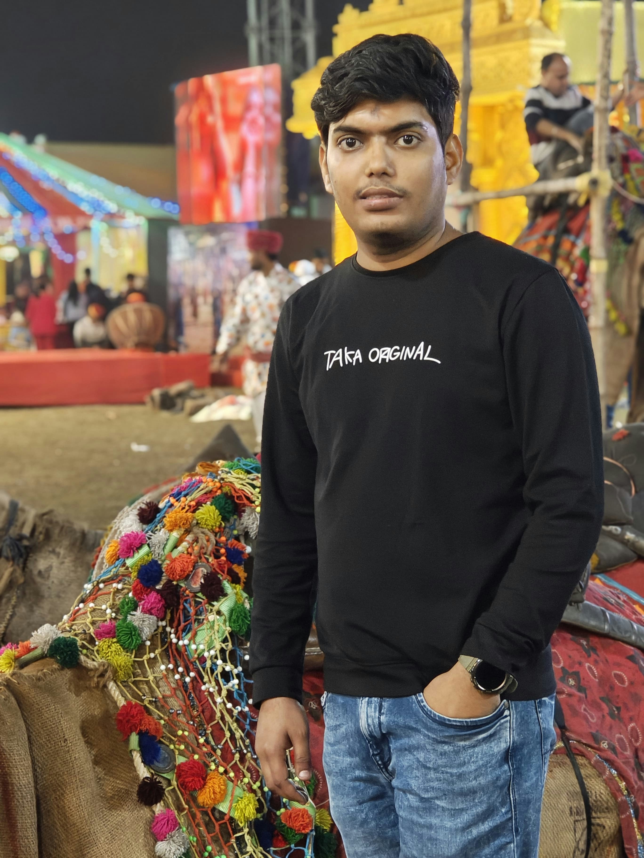 Ir para o perfil de Abhishek Tewari