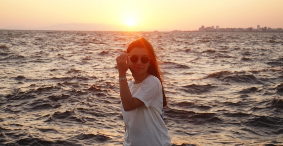Buka profil Nisa Erdin