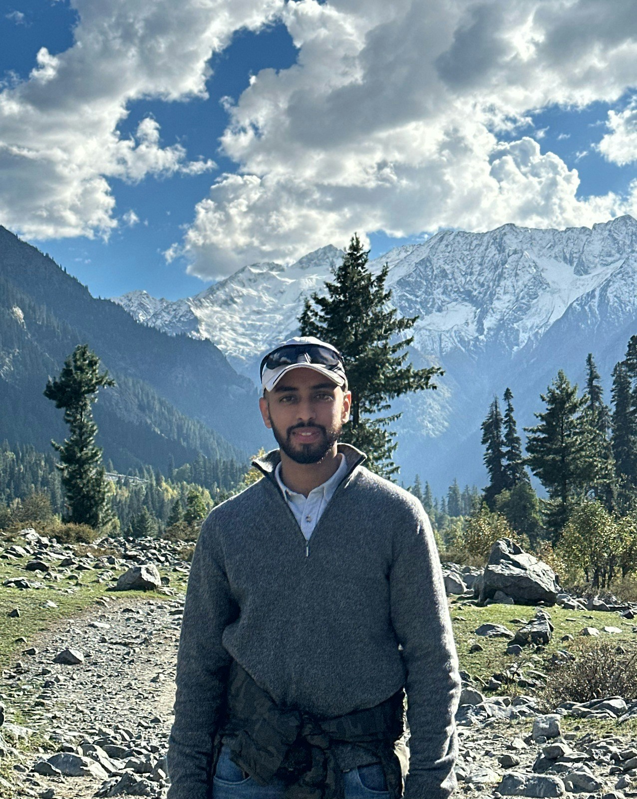 Ve al perfil de Uzair Kashif