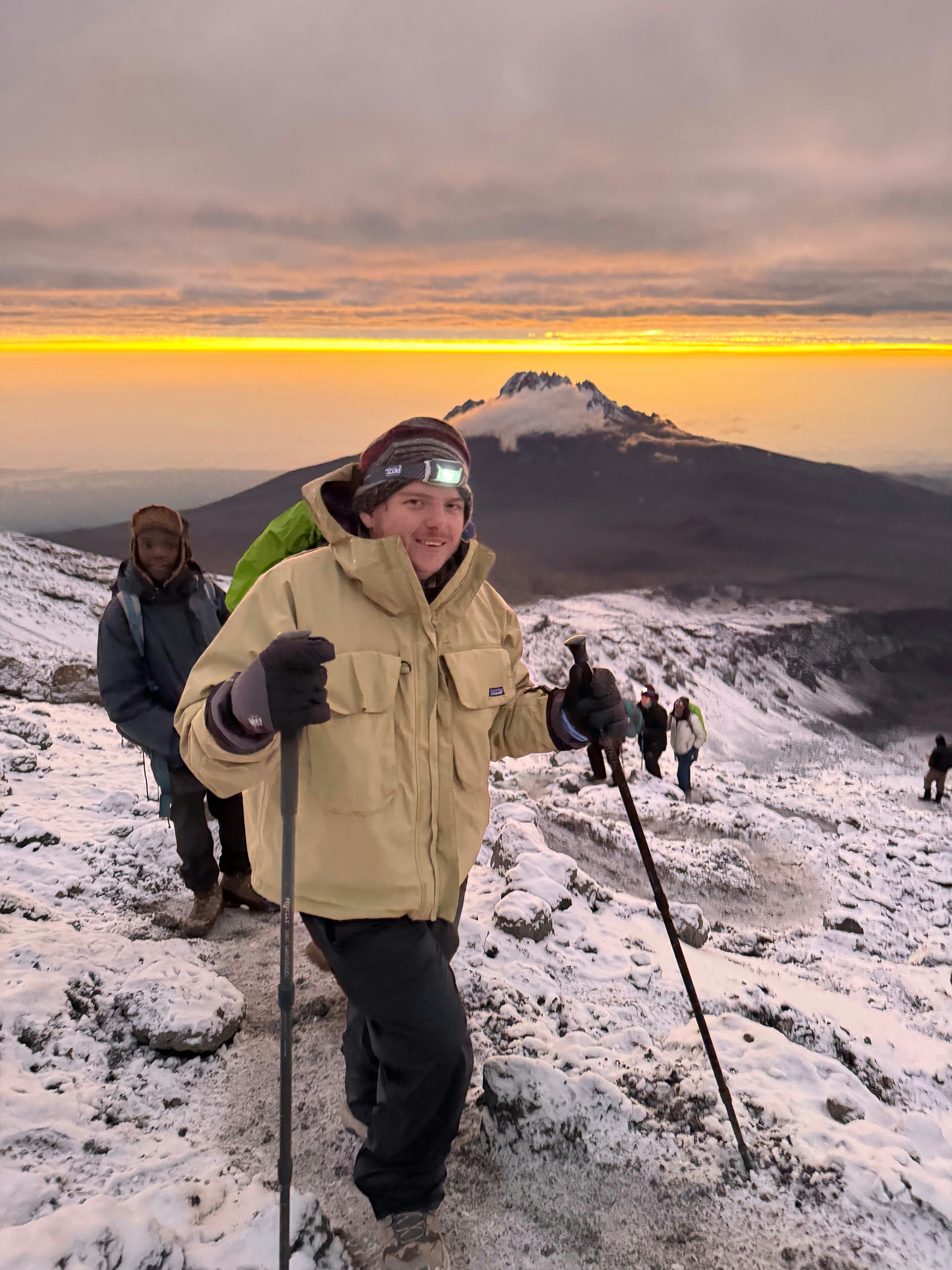 Wilson Strattonのプロフィールを見る