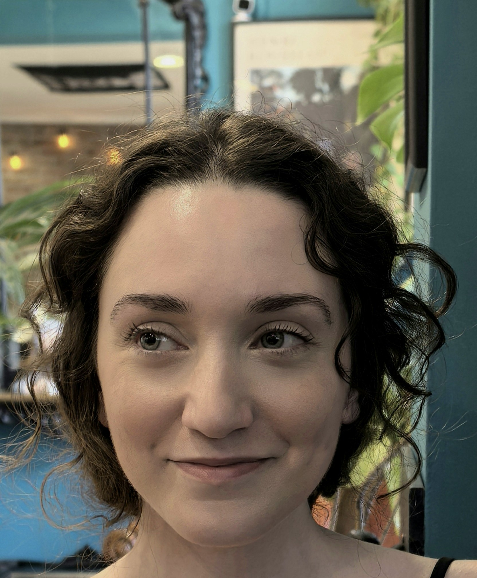 Zum Profil von Miriam Al Hajar