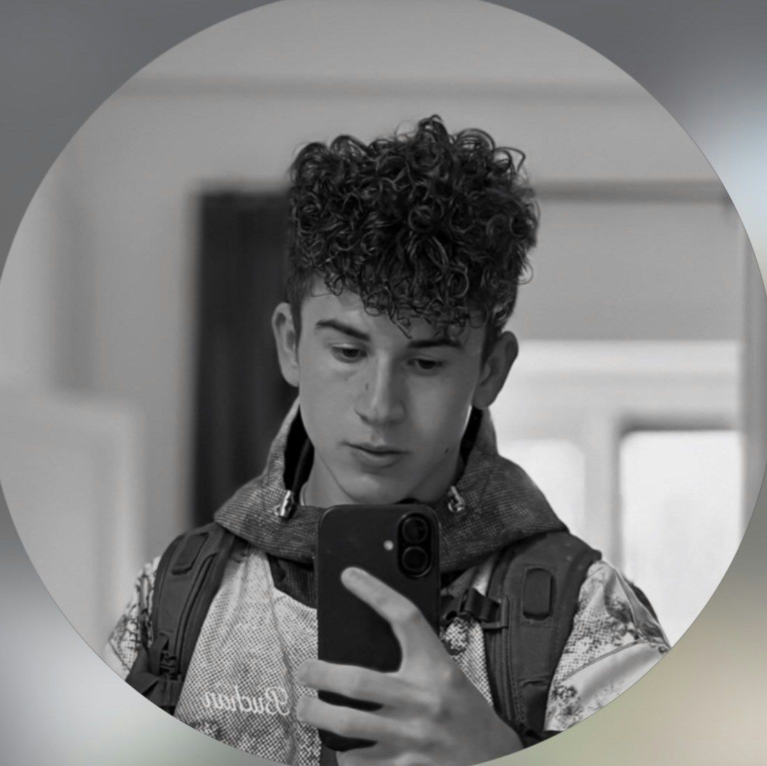 Go to Warre Van de Wouwer's profile