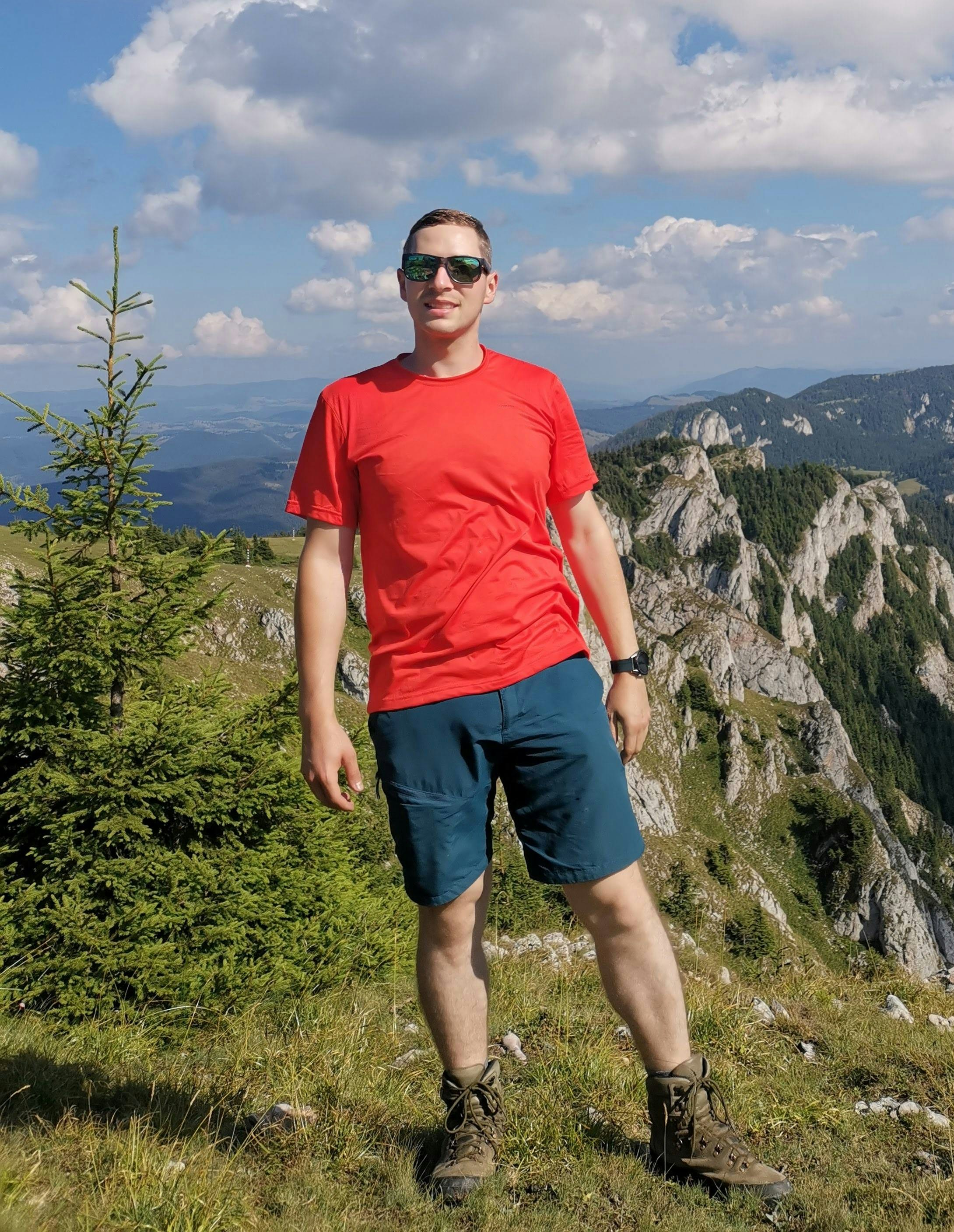 Avatar of user Vladut Tomsa