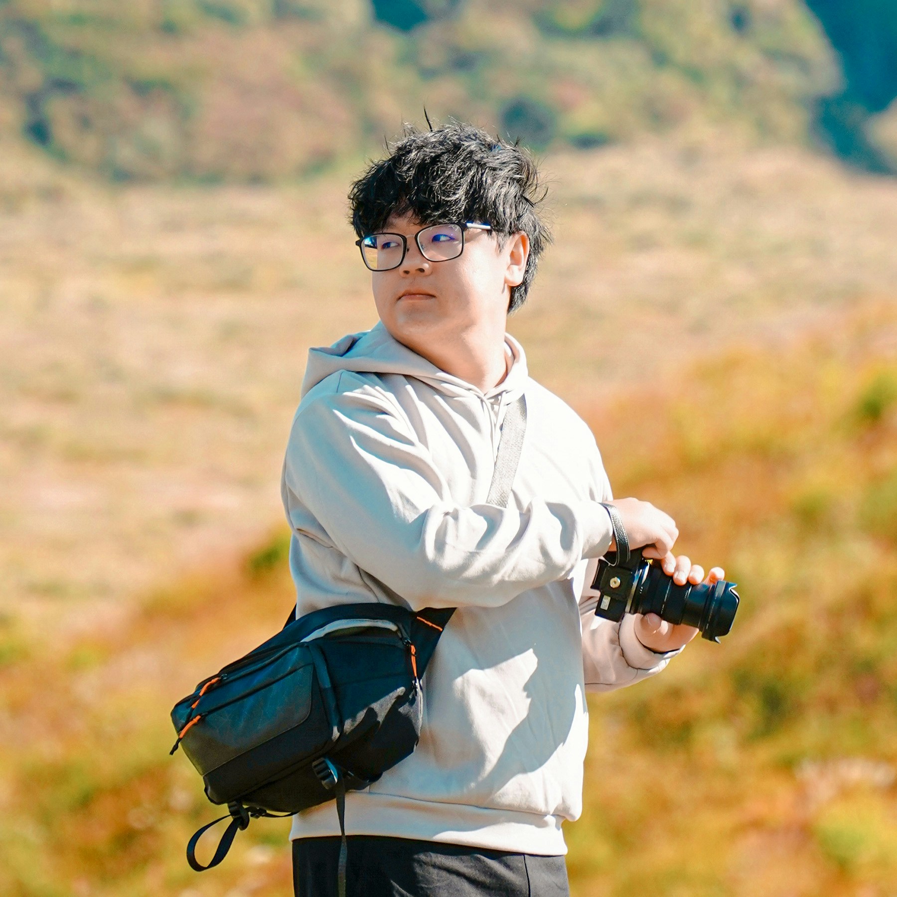 Go to FloatFlower Huang's profile