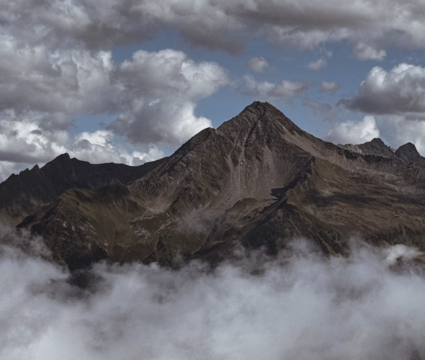 Go to Tati Niki's profile