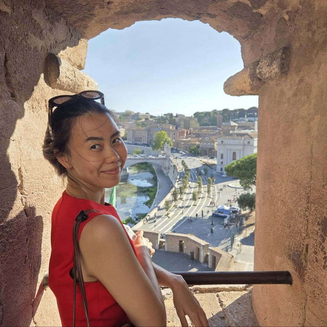 Zum Profil von Nella N