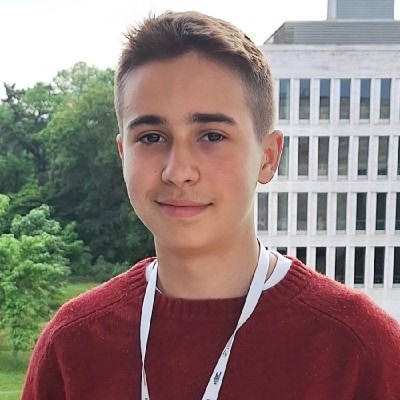 Calin Oanceaのプロフィールを見る