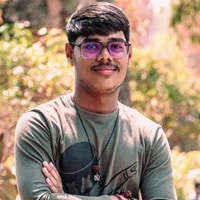 Zum Profil von Dinesh Dixit