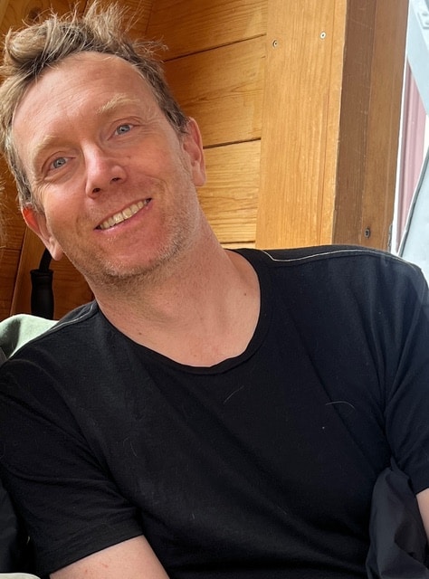 Zum Profil von Peter Burdon