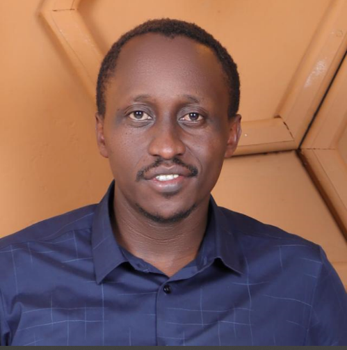 Go to Moses Sichach's profile