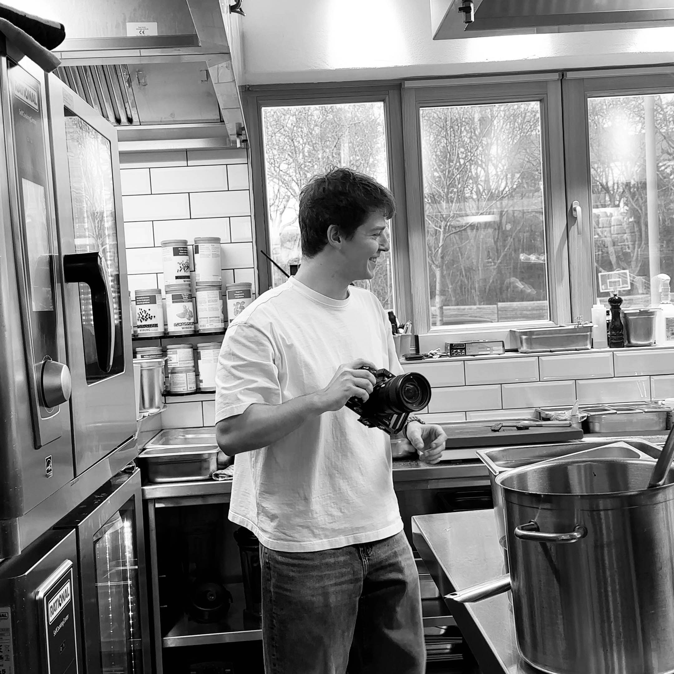 Go to felix jiricka's profile