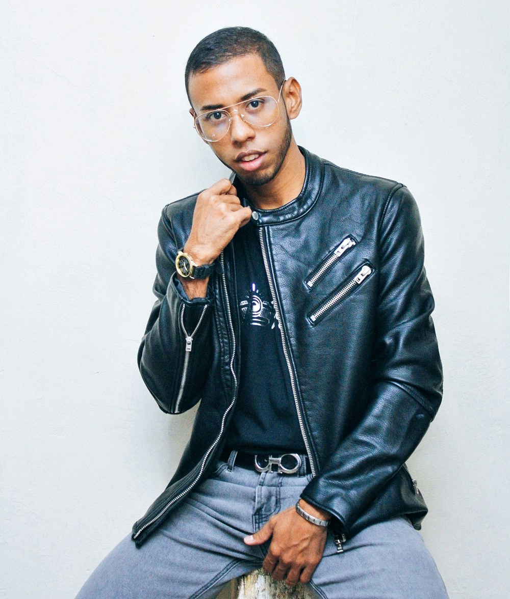 Go to Adelson Gomz's profile