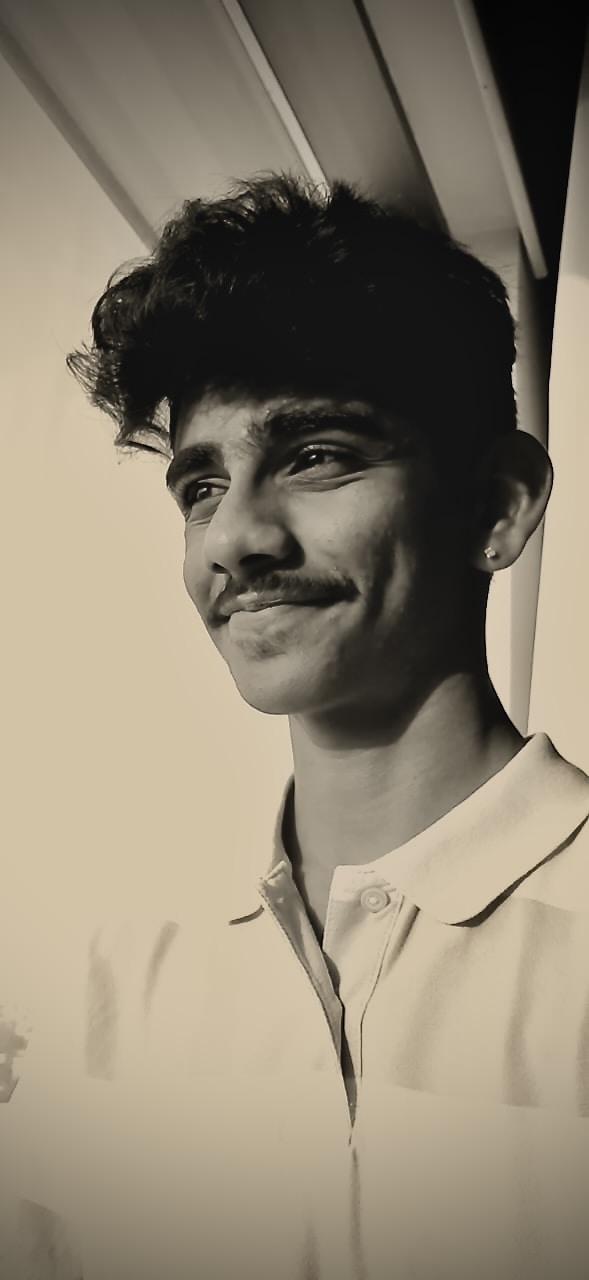 Ve al perfil de Akash Ravuri