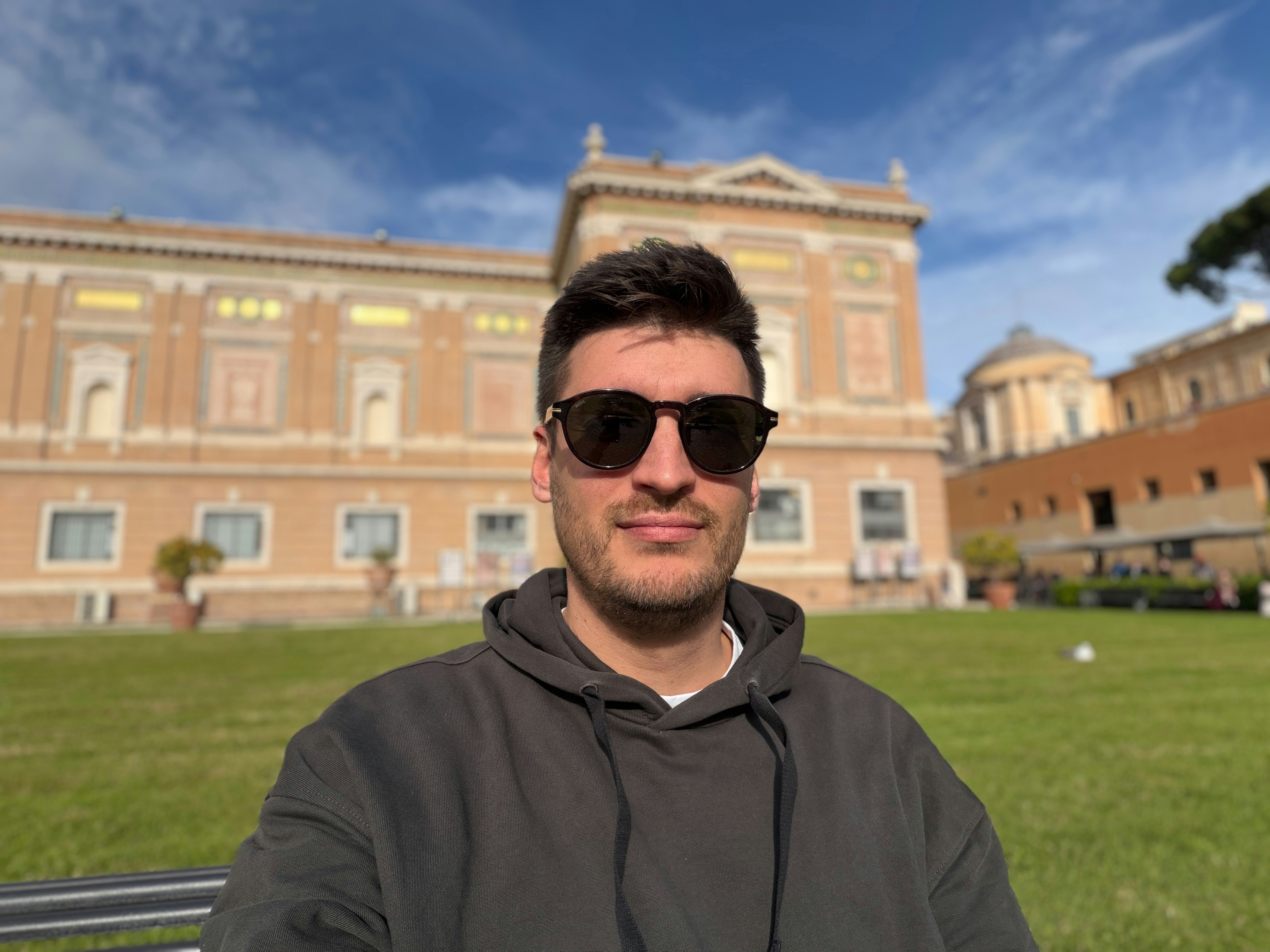 Accéder au profil de Andreas Ioannou