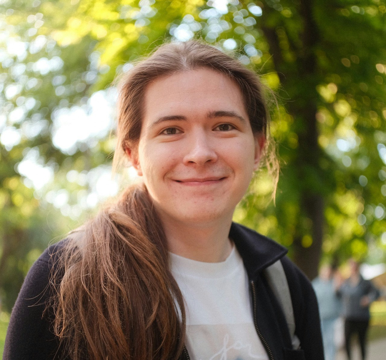 Accéder au profil de Alex Sherstnev