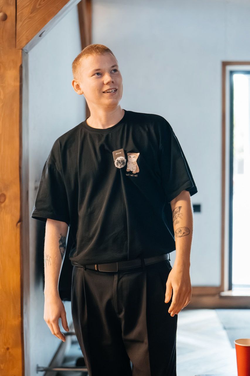 Ve al perfil de Alexis Neb