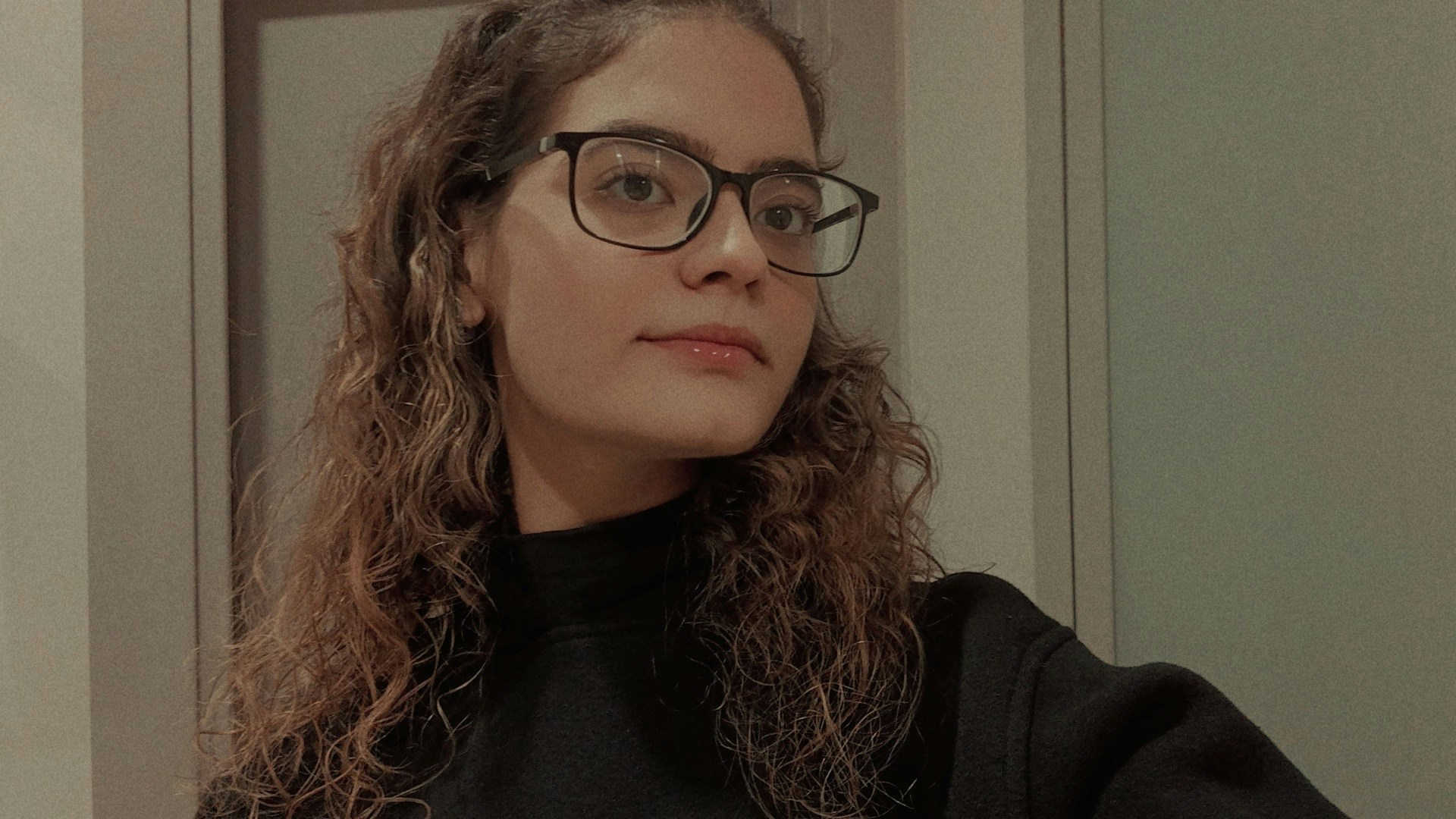 Elif Su Açanのプロフィールを見る