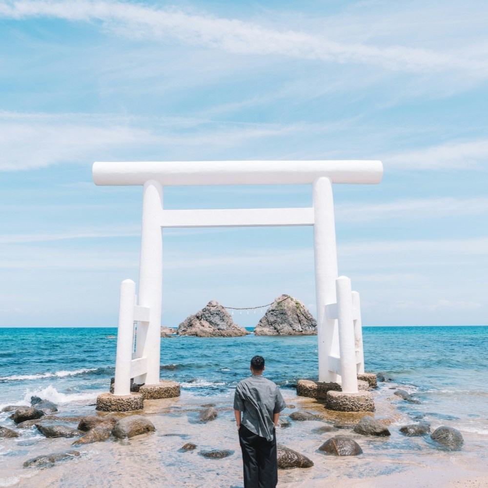 Go to ERIC MIYAGI's profile