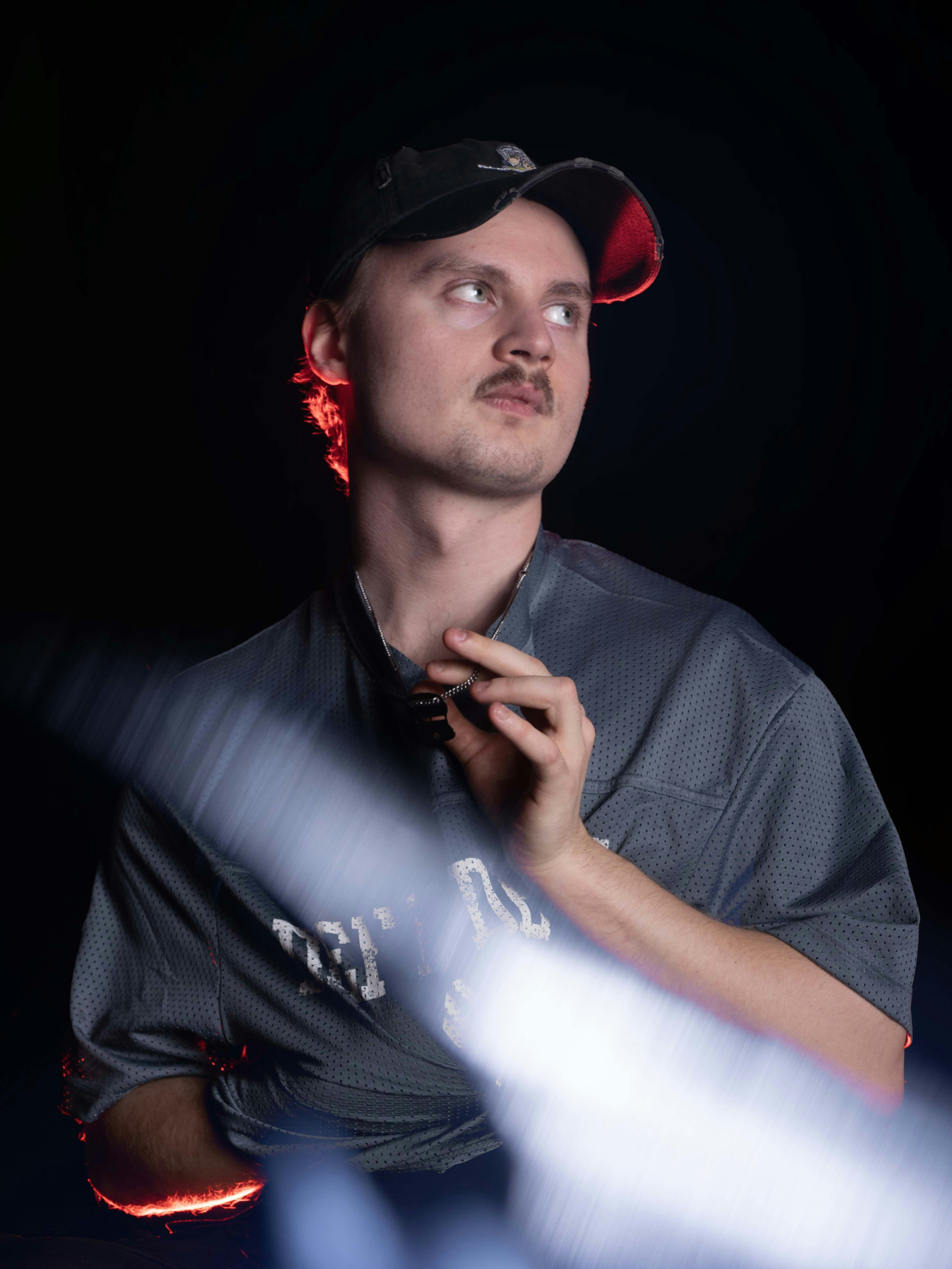 Astedroidのプロフィールを見る