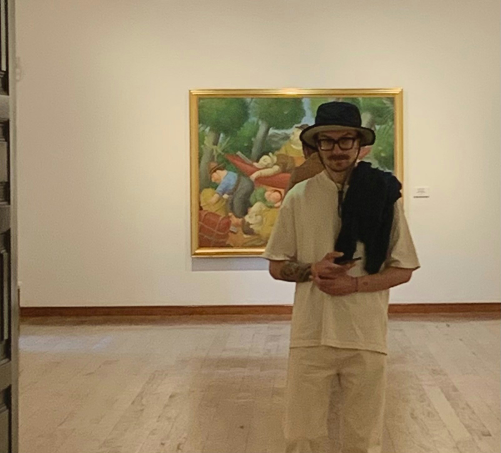 Go to Iván W. Lui's profile