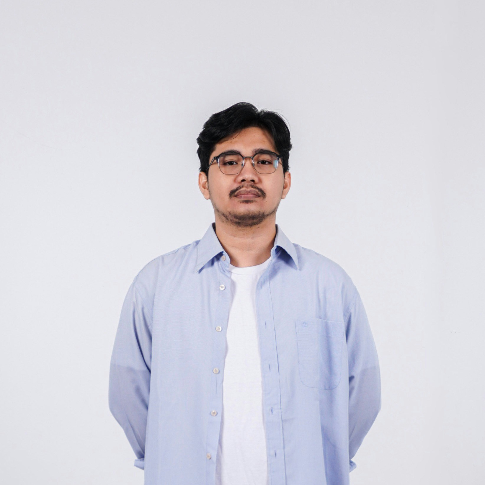 Ve al perfil de Fahmi Huwaidy