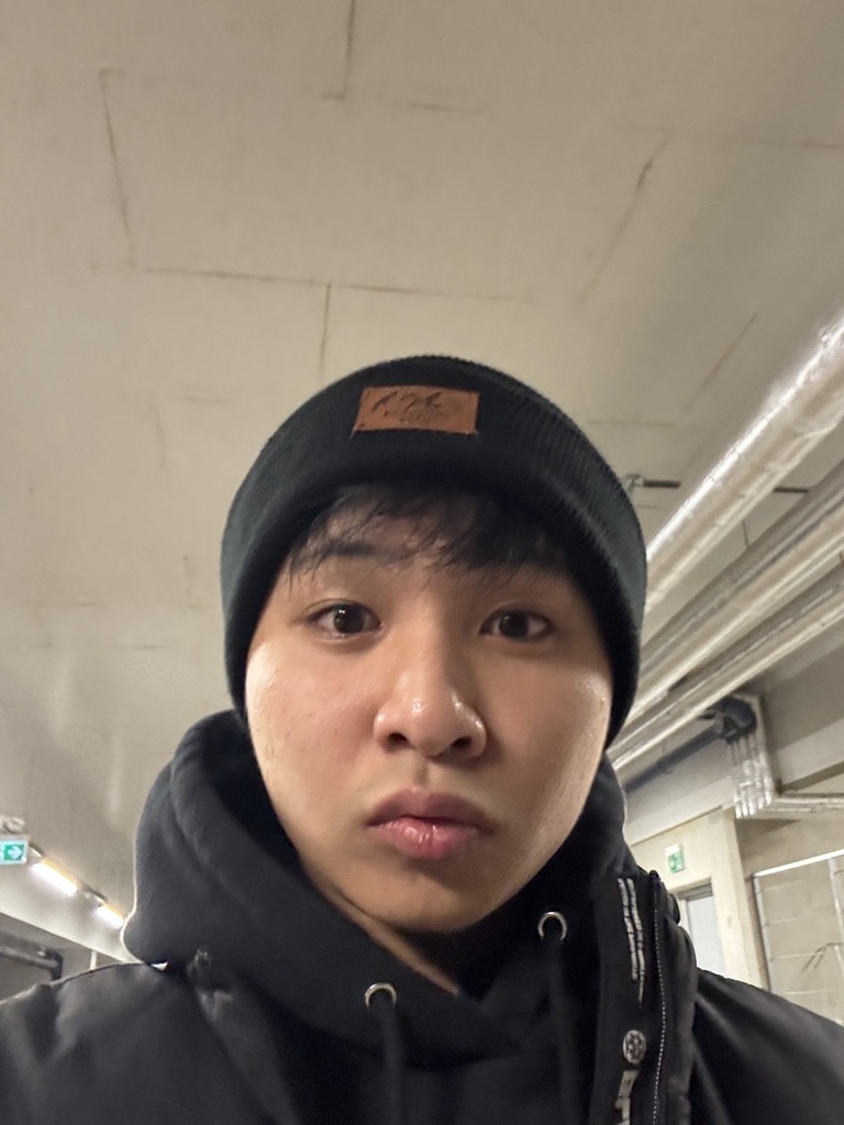 Go to Thinh Nguyen's profile
