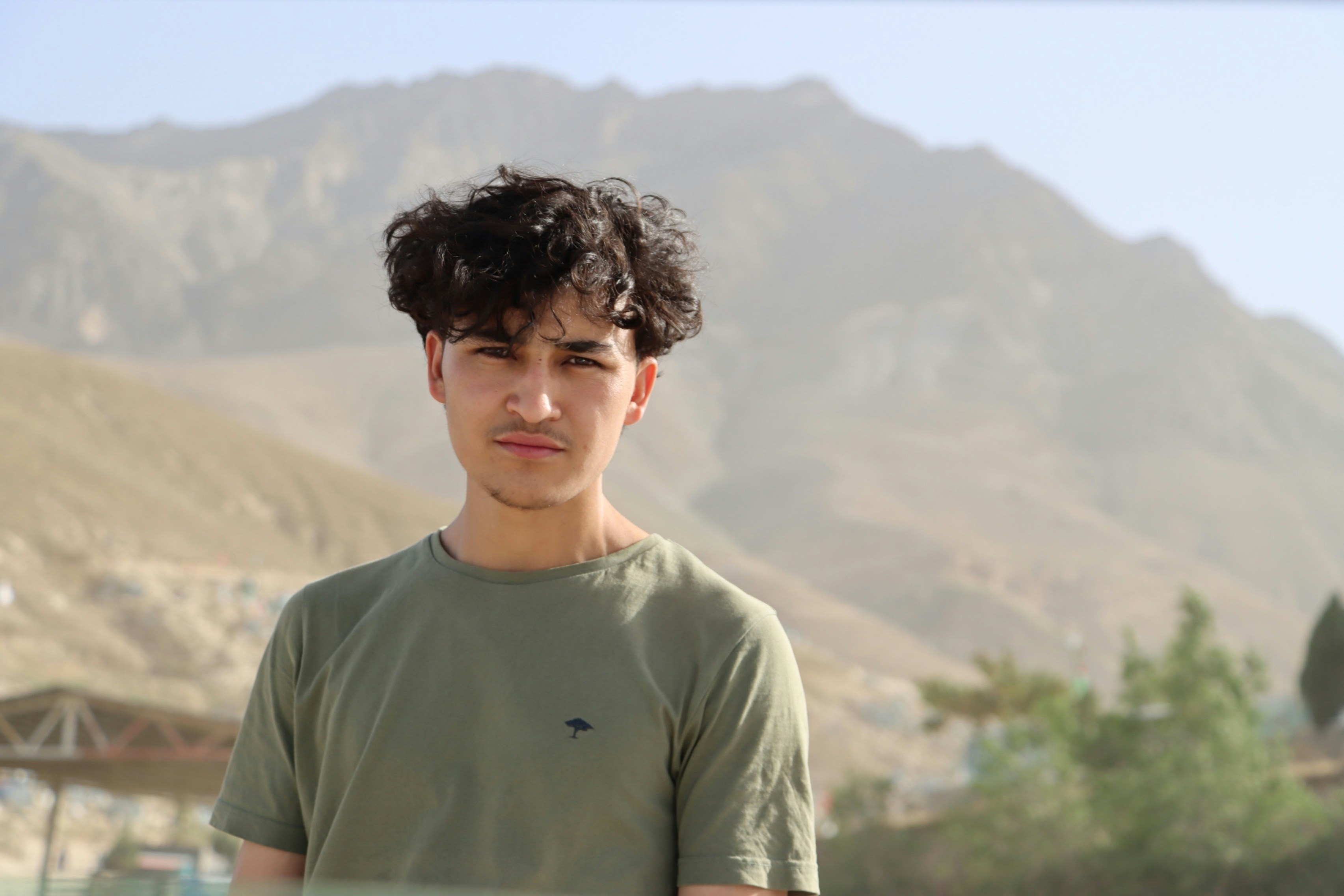 Accéder au profil de Eltaf Hussain Hassani