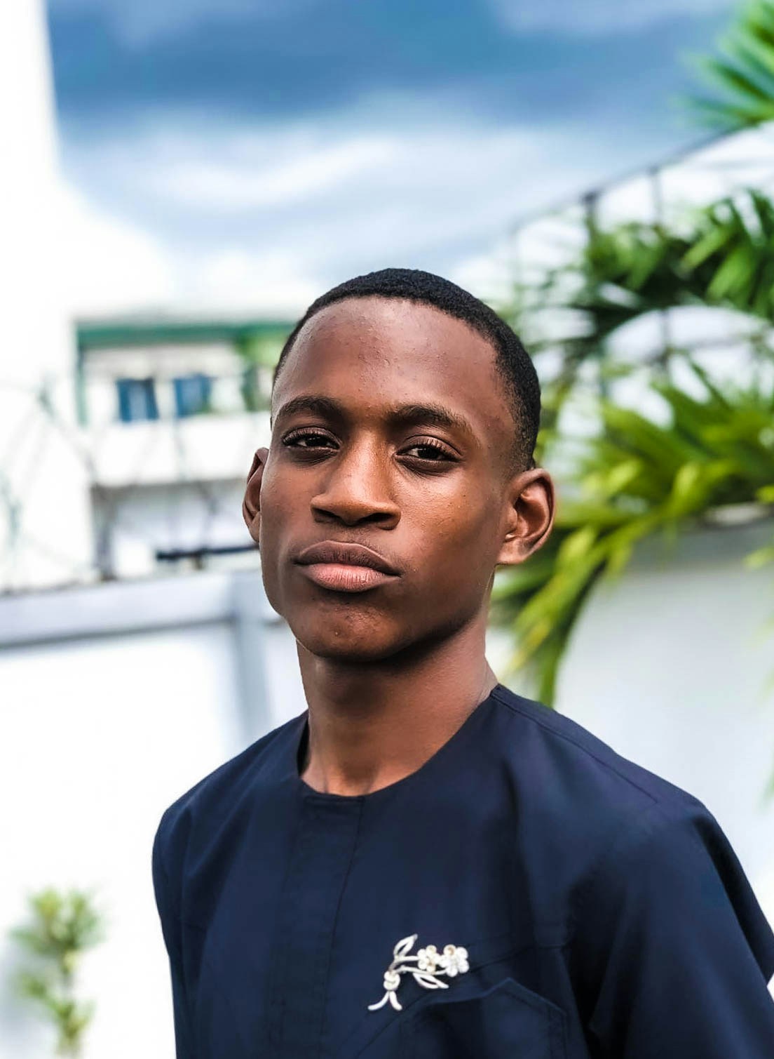 Accéder au profil de Blessfield John