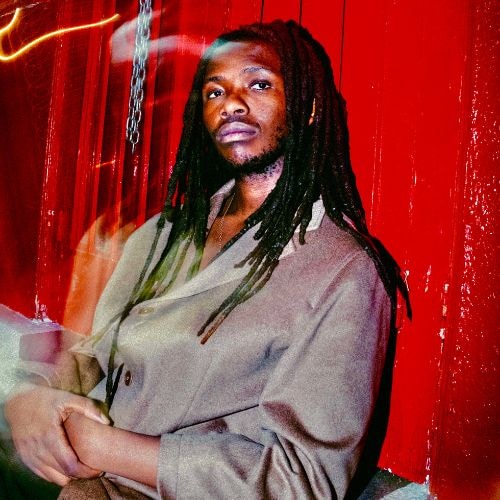 Go to Andrea Qoqonga's profile