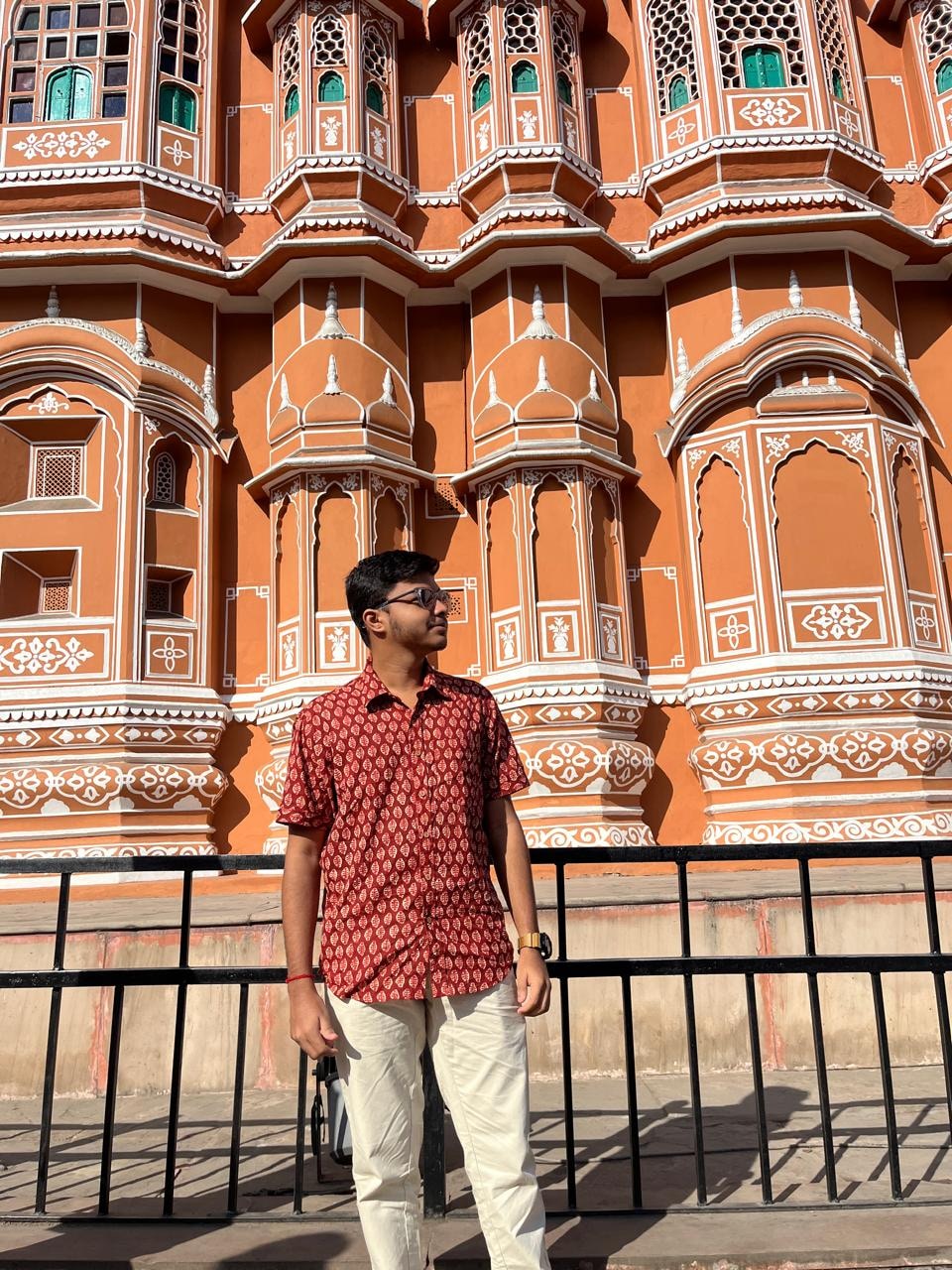 Zum Profil von Atharva Kanekar