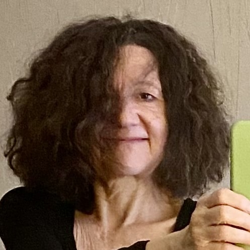 Ve al perfil de Bekky Bekks