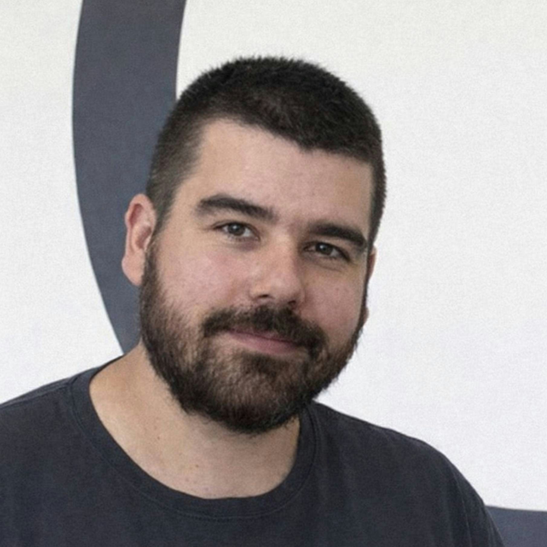 Ve al perfil de Jake Hills