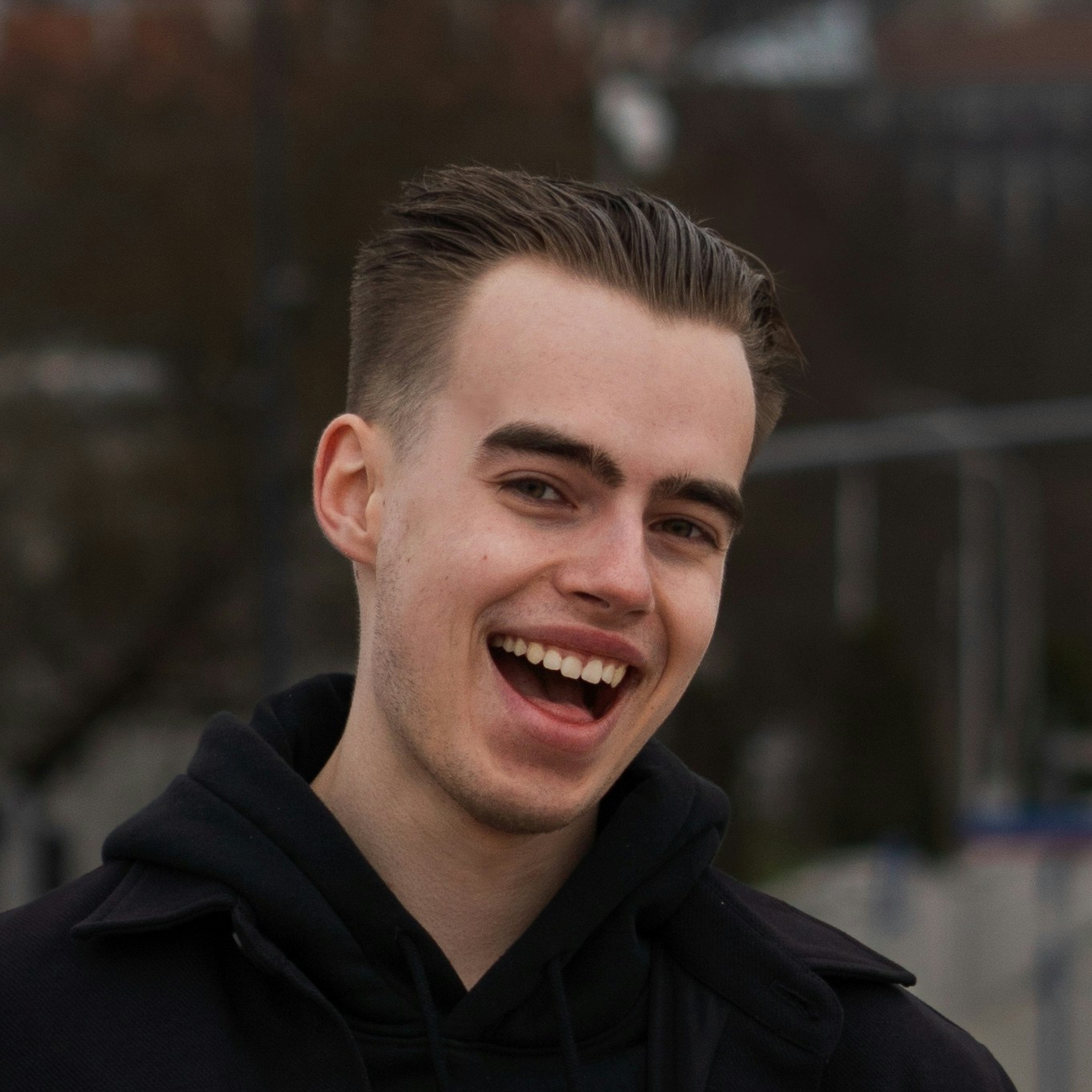 Go to Kacper Janczy's profile