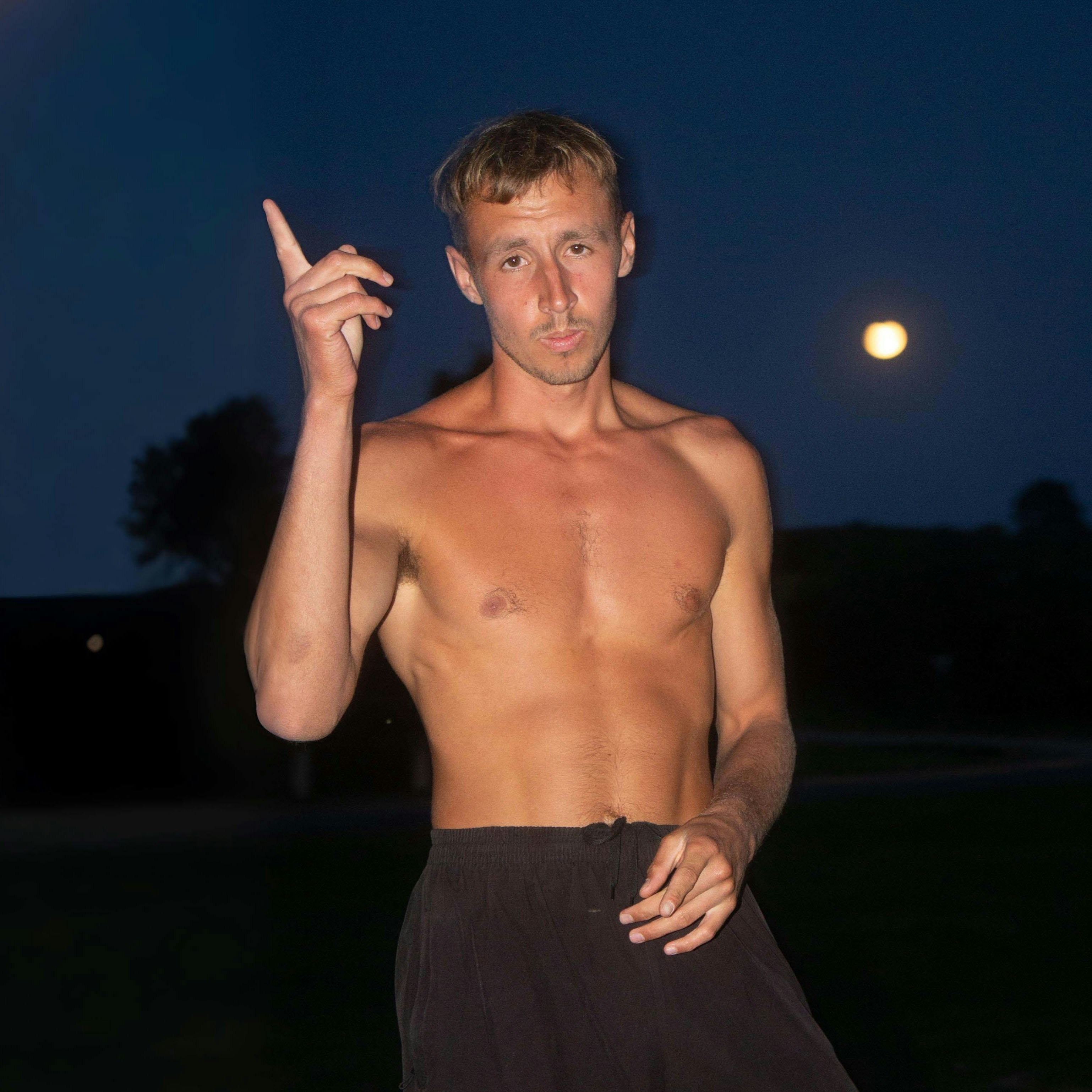 Zum Profil von Даниил Кузьмин