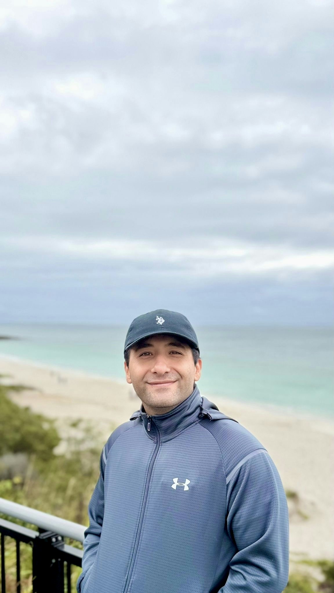 Accéder au profil de Saman Adibfar