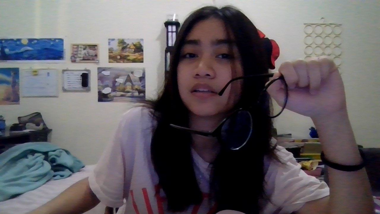Buka profil angela victorio