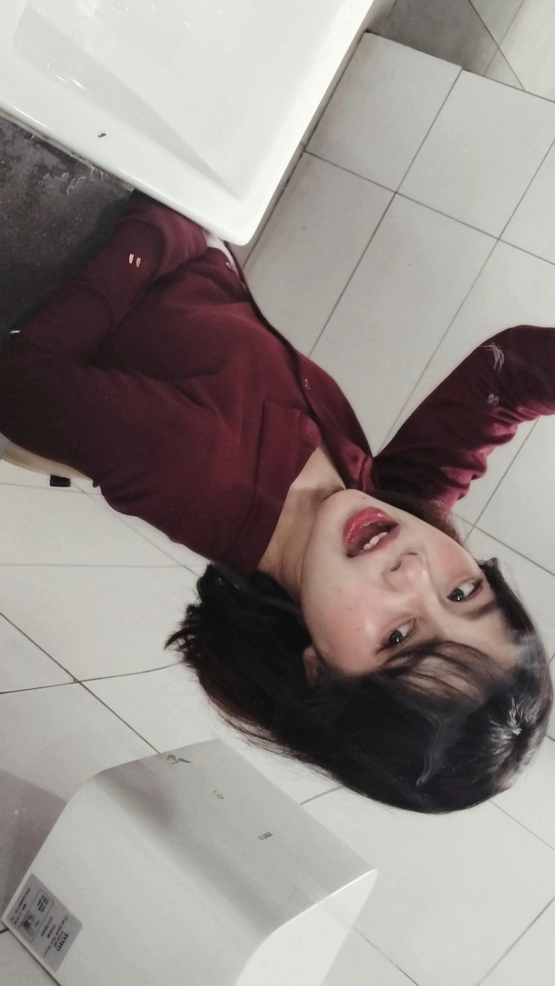Vai al profilo di devina maharani