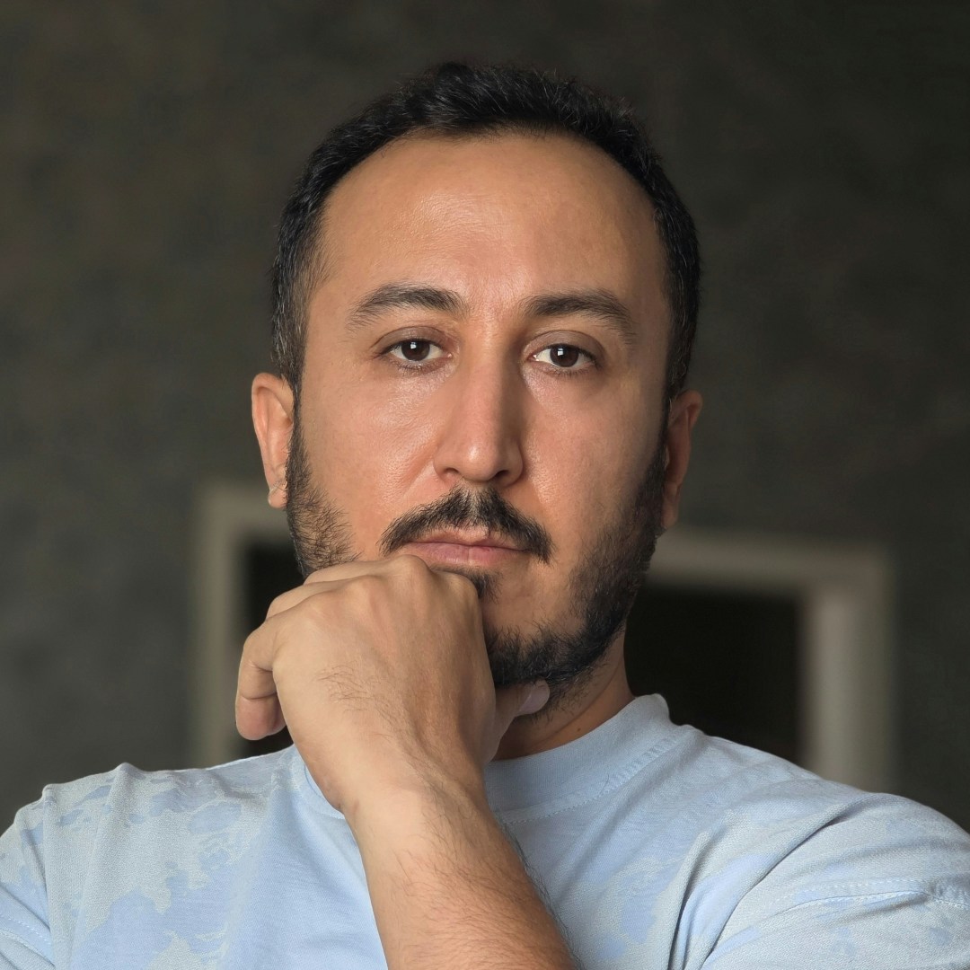 Buka profil Hasan Almasi
