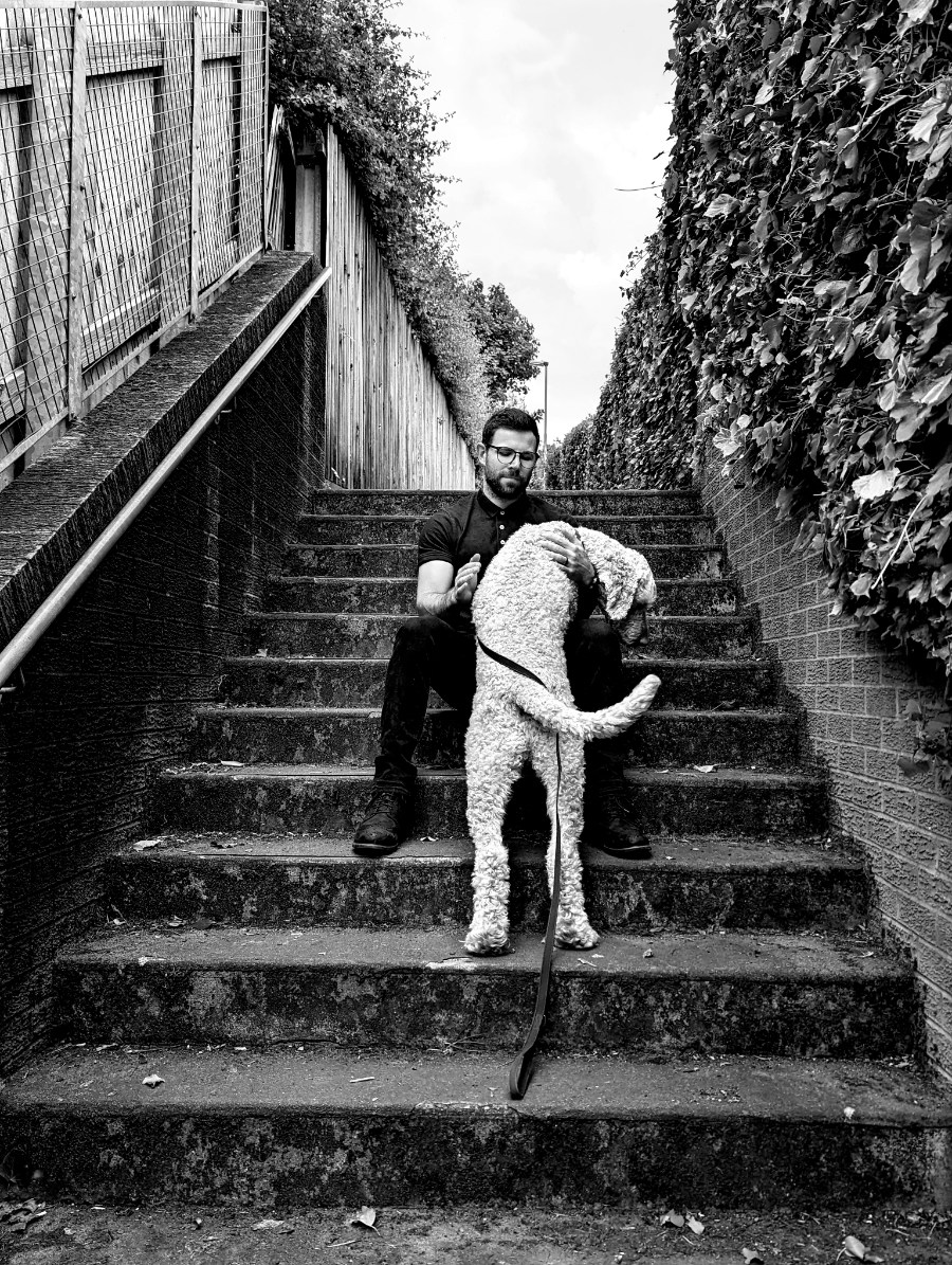 James Revellのプロフィールを見る