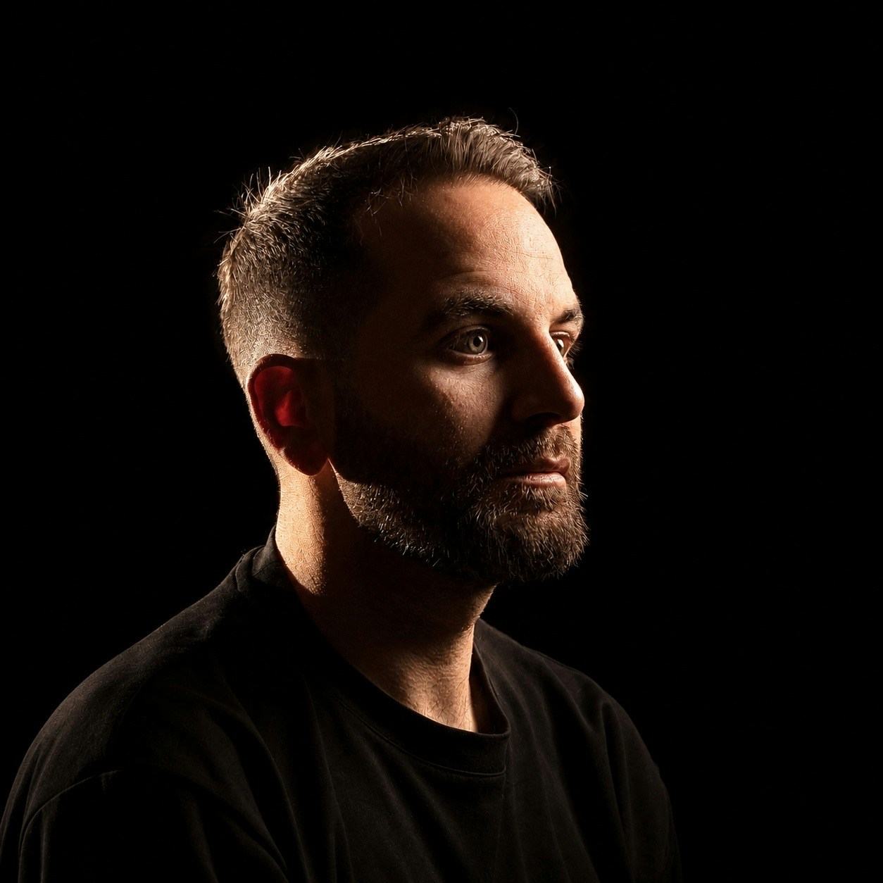 Chris Reyemのプロフィールを見る
